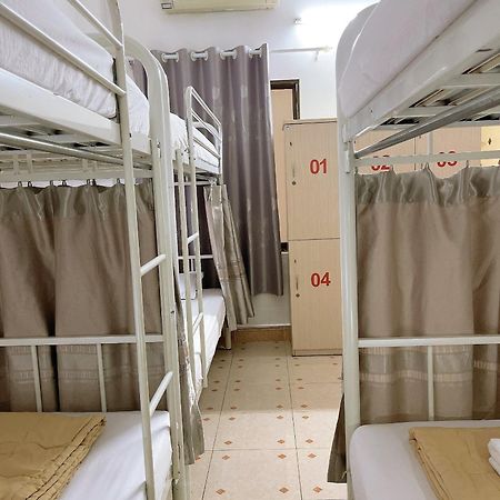 Saigon Cozy House & Coffee Hostel โฮจิมินห์ซิตี้ ภายนอก รูปภาพ