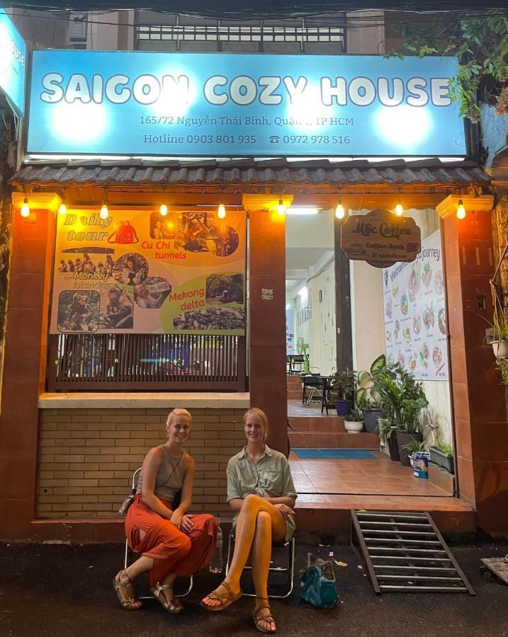 Saigon Cozy House & Coffee Hostel โฮจิมินห์ซิตี้ ภายนอก รูปภาพ