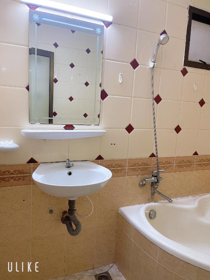 Saigon Cozy House & Coffee Hostel โฮจิมินห์ซิตี้ ภายนอก รูปภาพ